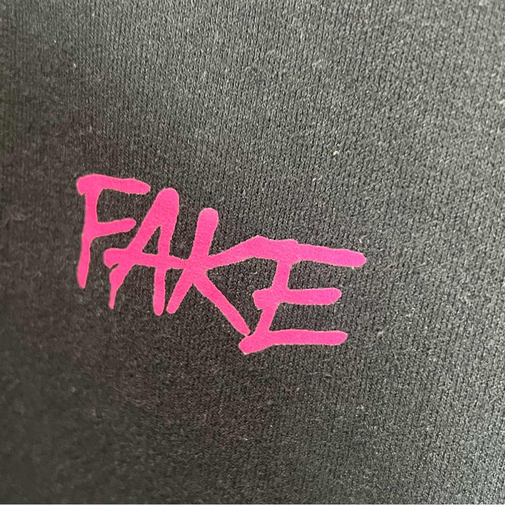 Women’s Crew Neck F ake - Picture 3 of 4